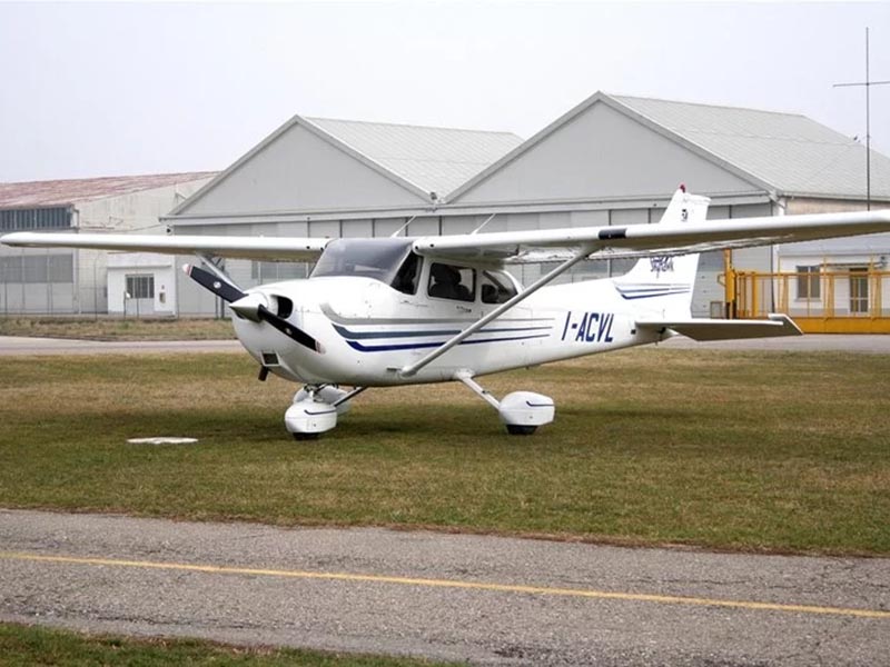 Aeroclub-Varese-Cessna-C-172-SP-I-ACVL-2